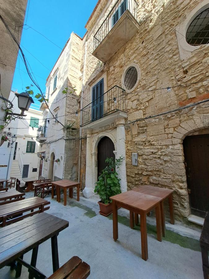 Le Case Del Capitano Aparthotel Vieste Buitenkant foto